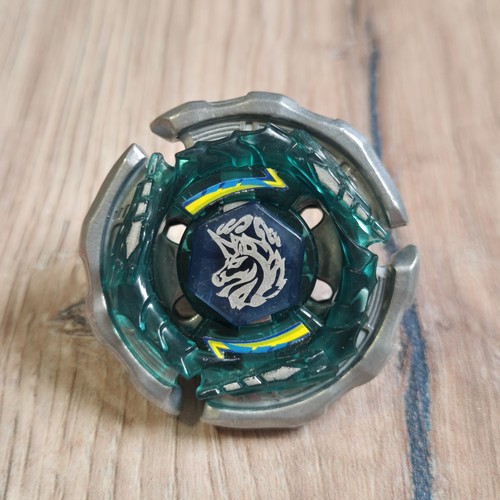 Beyblade ray striker - ray,